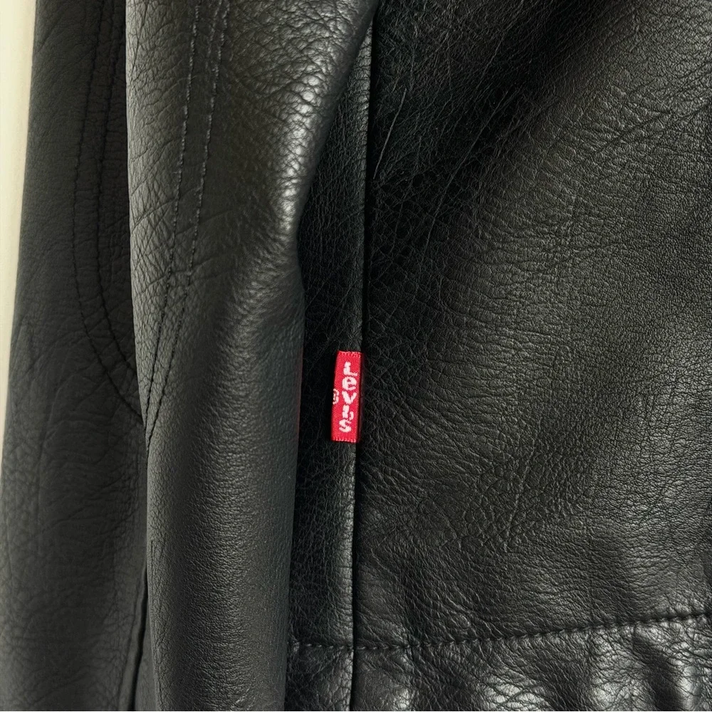 Levi’s Black Faux Leather Moto Biker Jacket — Women’s Medium - Picture 5 of 13